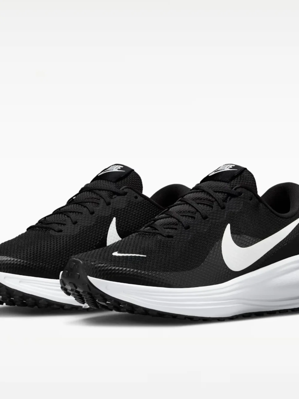 Nike Revolution 8 Black/White Running Shoe Sz 9W/7.5M